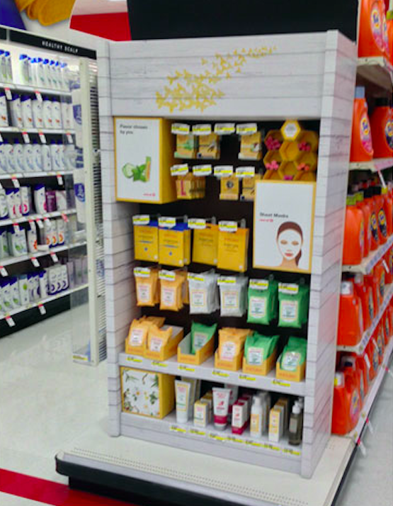 10 Examples of Awesome Retail End Cap Displays